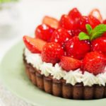 いちごのホールケーキの写真